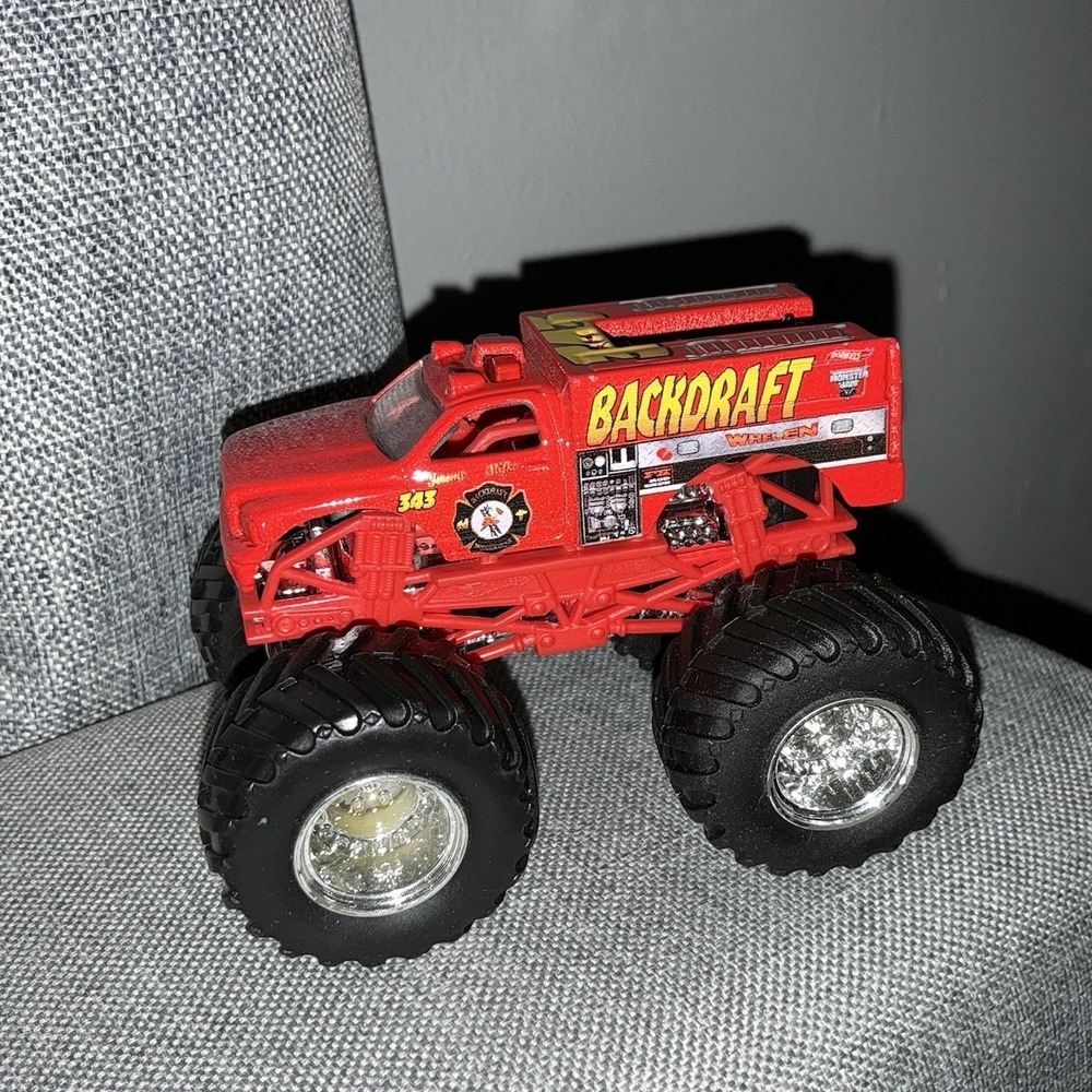 Hot Wheels Monster Jam Backdraft Fire Engine 1:64 Diecast Truck Mattel